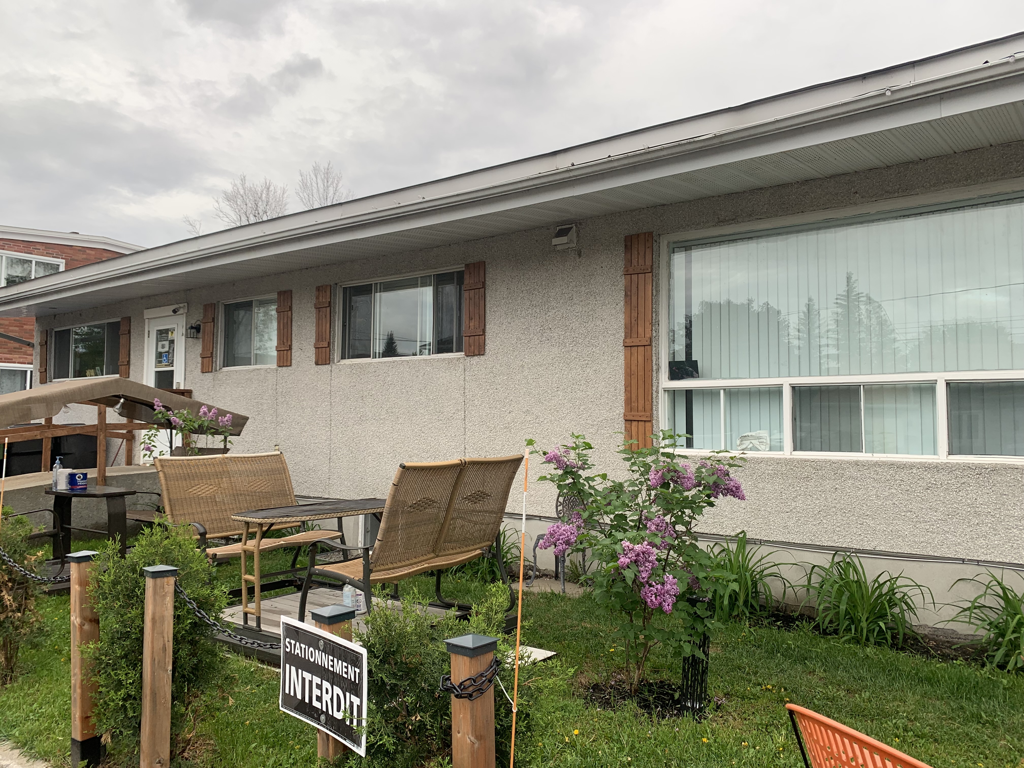 La Grive Au Petit Bonheur